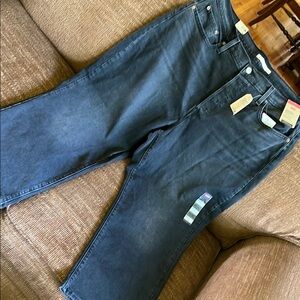 NWT Women's Levi's Black Jeans